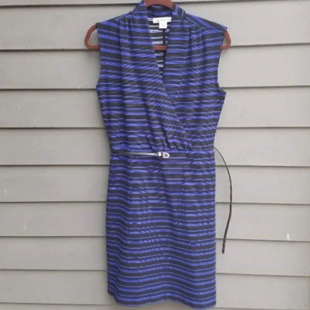 Liz Claiborne Black/blue Striped V neck Dress with belt  size Medium